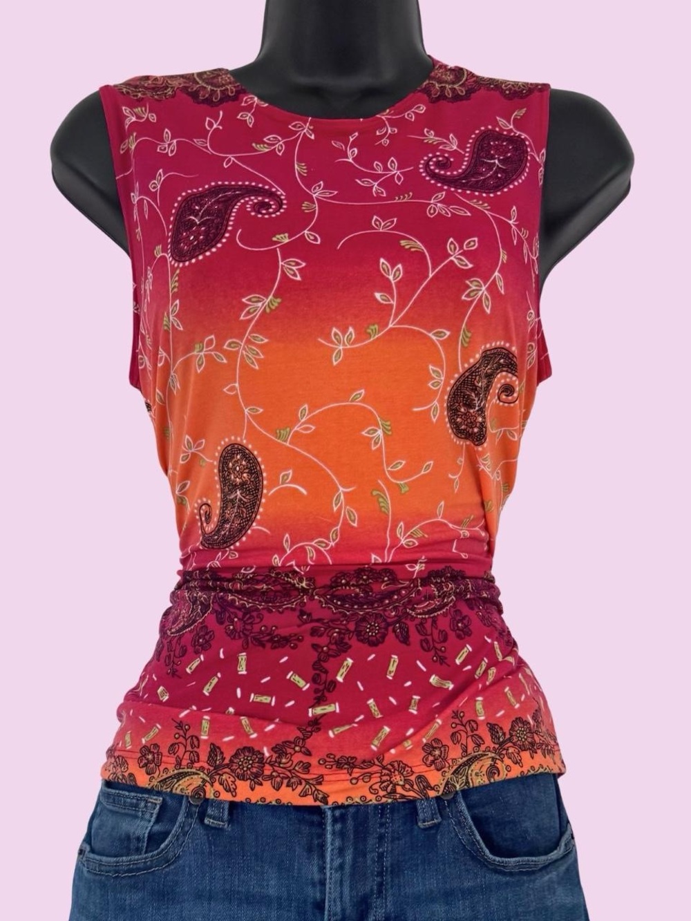 Vintage Y2K ~ Susie in the City: Gradient, Paisley Print Tank Top 🌆